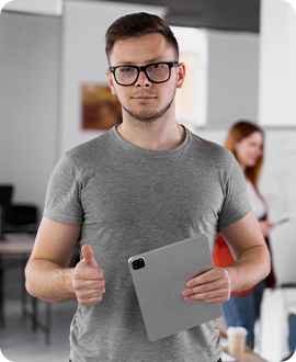 financial analyst profile